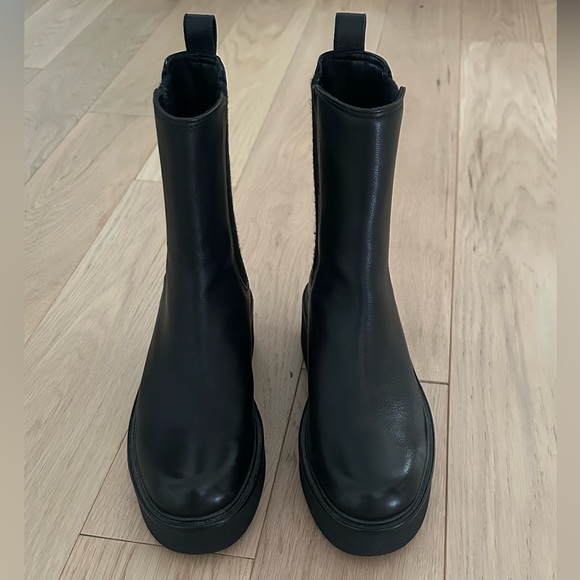 ✔️ OUT what’s inside ❤️ - Picture 13 of 15